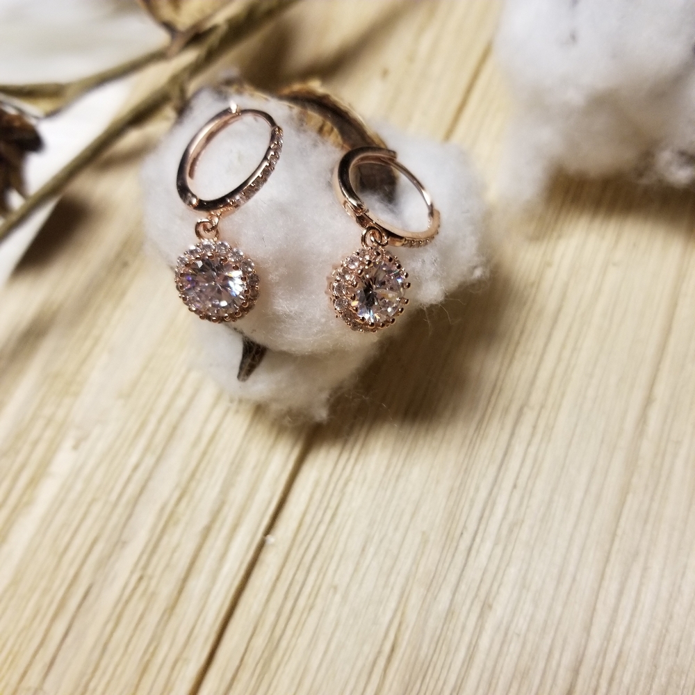 Gorgeous ROSE GOLD Dangle earrings with CZ's - Picture 4 of 8